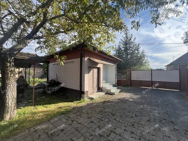 Eladó ház Akasztó 80 nm