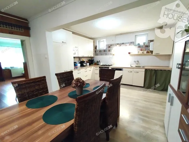 Eladó ház Kerekegyháza 202 nm