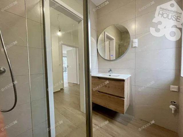 Eladó lakás Kecskemét, Belváros 76 nm