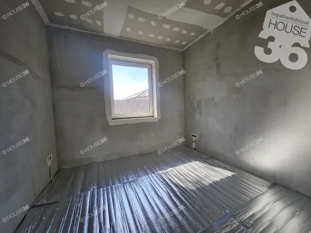 Eladó ház Kecskemét, Hunyadiváros 95 nm