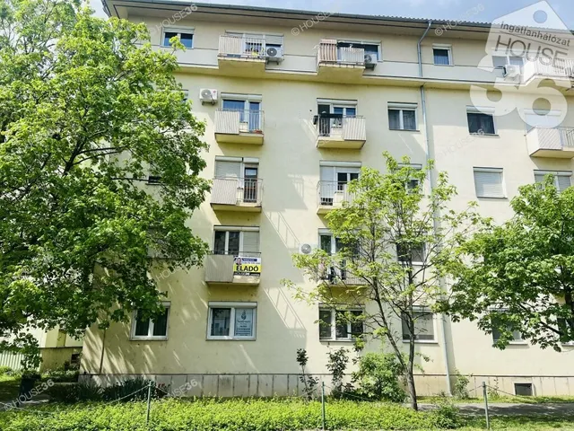 Eladó lakás Szekszárd 57 nm