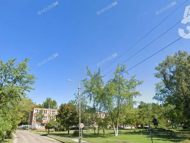 Eladó lakás Kecskemét, Hunyadiváros 54 nm