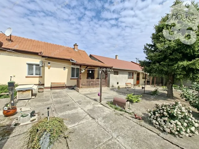 Eladó ház Kiskunfélegyháza 110 nm
