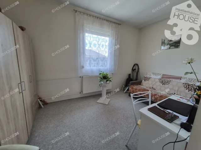 Eladó ház Kecskemét, Felsőszéktó 98 nm