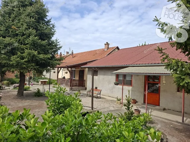 Eladó ház Kiskunfélegyháza 110 nm