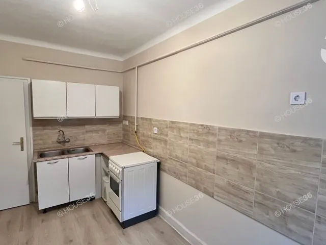 Eladó lakás Kecskemét, Petőfiváros 62 nm