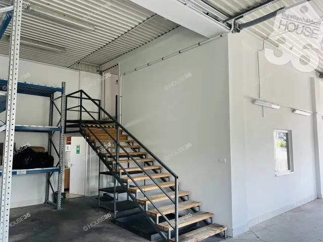 Eladó kereskedelmi és ipari ingatlan Szekszárd 265 nm