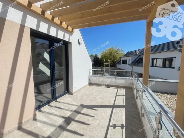 Eladó lakás Kecskemét 137 nm