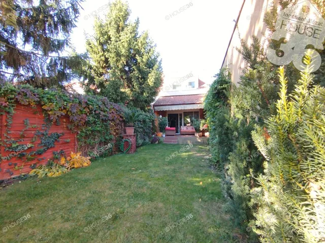Eladó ház Kecskemét, Hunyadiváros 74 nm