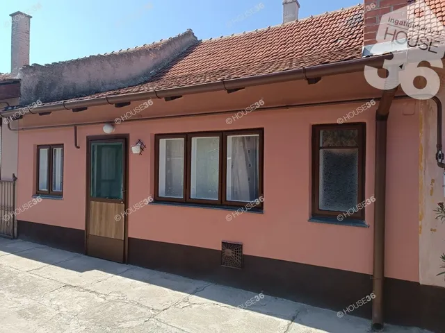Eladó ház Kiskunfélegyháza 55 nm