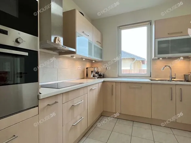 Eladó ház Kecskemét, Kadafalva 98 nm