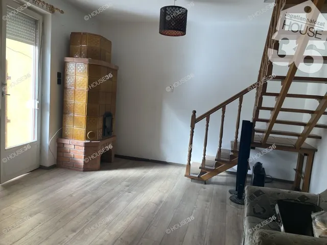 Eladó lakás Solt 114 nm