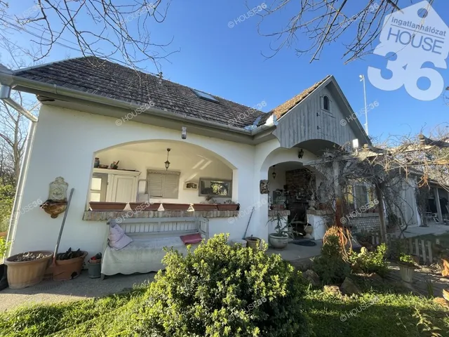 Eladó mezőgazdasági ingatlan Fülöpháza 106 nm