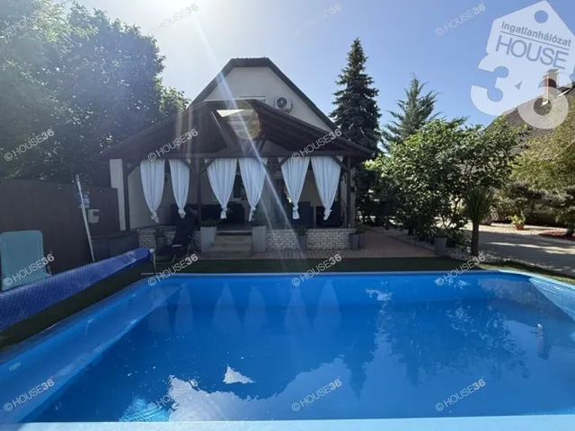 Eladó ház Kecskemét 130 nm