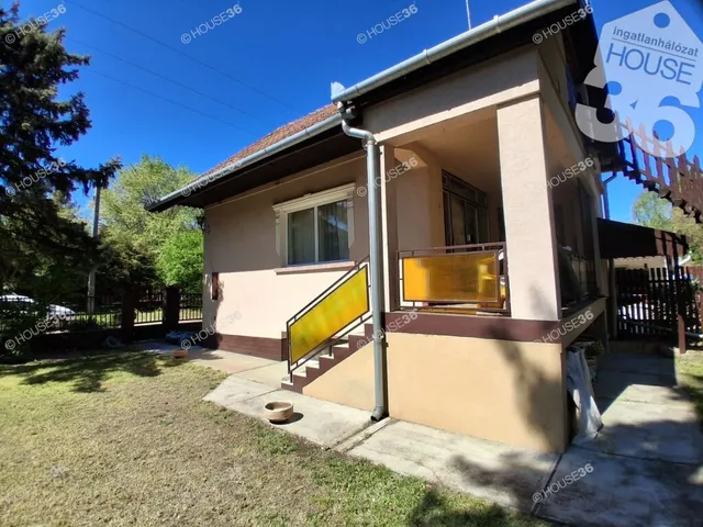 Eladó nyaraló Lakitelek 95 nm