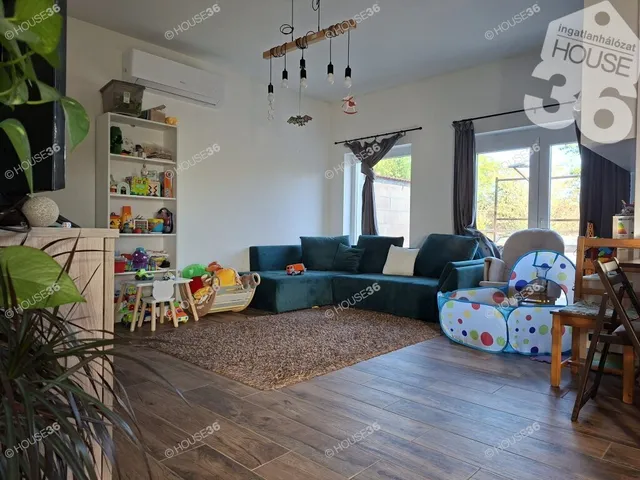 Eladó ház Kiskunfélegyháza 73 nm