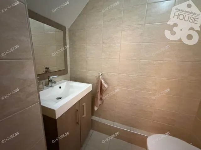 Eladó lakás Kecskemét, Petőfiváros 178 nm