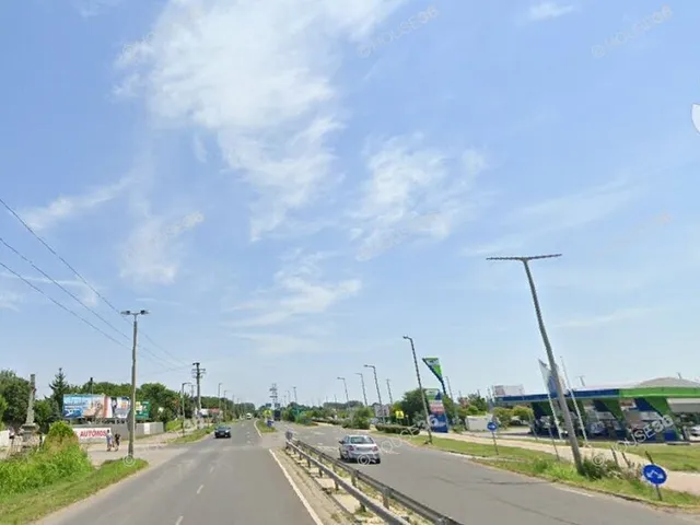 Eladó telek Kecskemét 6421 nm