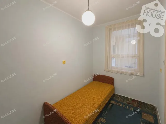 Eladó lakás Kecskemét, Műkertváros 49 nm