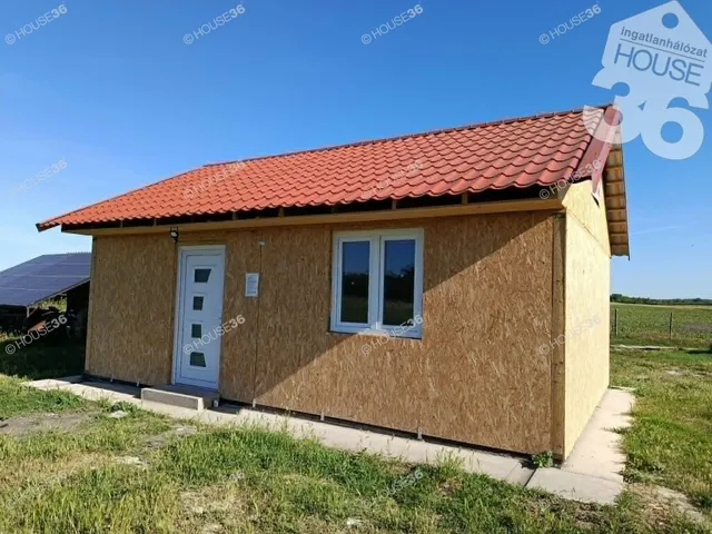 Eladó mezőgazdasági ingatlan Kiskunfélegyháza 36 nm