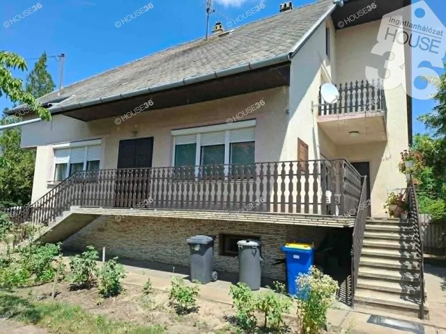 Eladó ház Ágasegyháza 174 nm