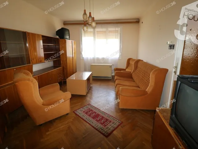 Eladó lakás Kiskőrös 64 nm