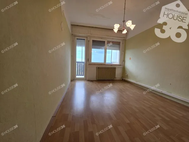 Eladó lakás Szekszárd 180 nm