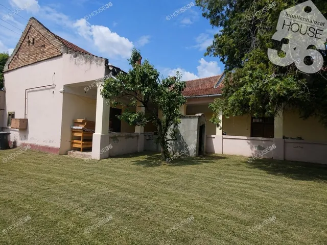Eladó ház Tiszaalpár 154 nm