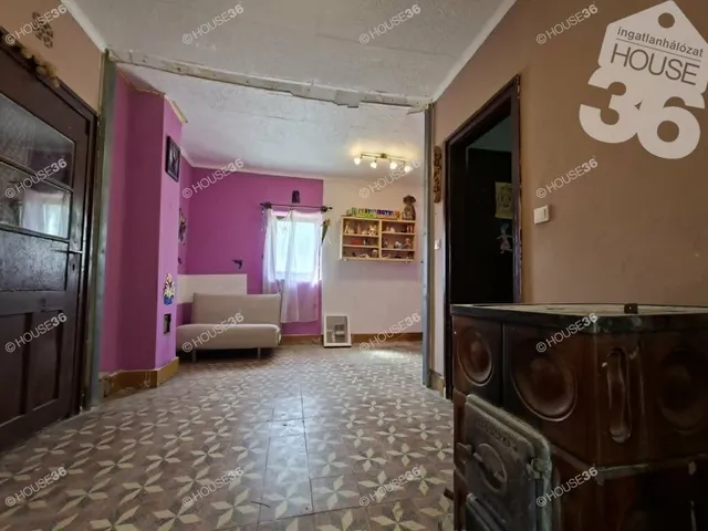 Eladó ház Jászszentlászló 48 nm