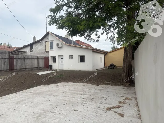 Eladó ház Kecskemét 40 nm