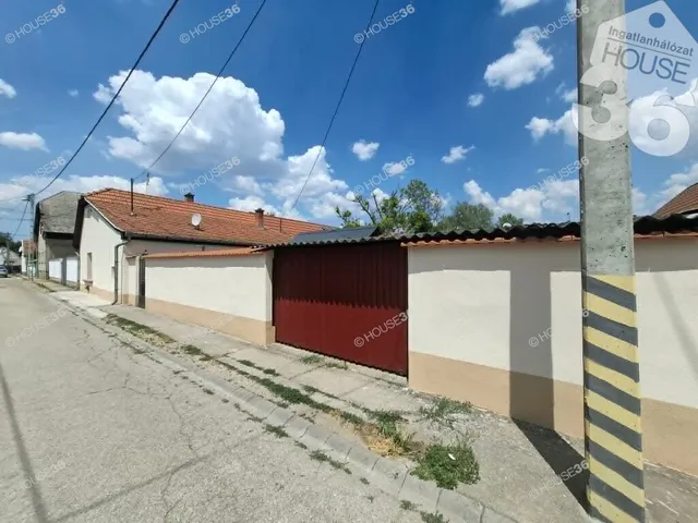 Eladó ház Kecskemét, Szeleifalu 63 nm