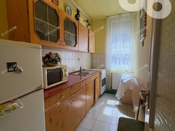 Eladó lakás Kecskemét, Homokbánya 43 nm