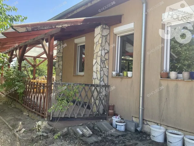 Eladó ház Kecskemét 300 nm