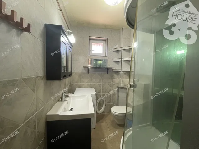 Eladó ház Kecskemét 300 nm