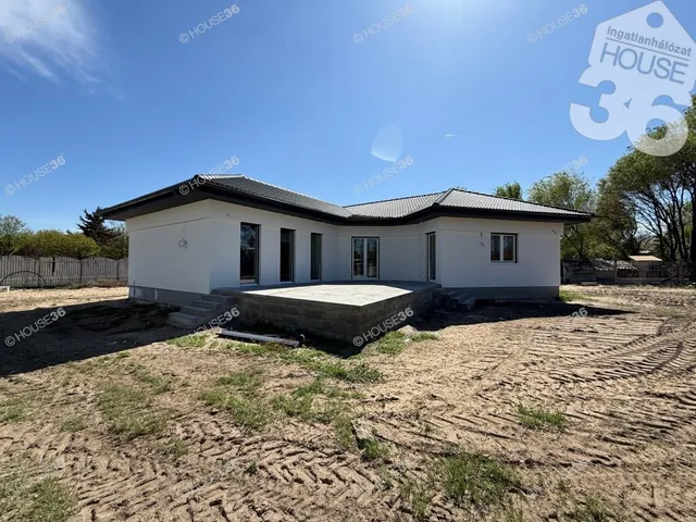 Eladó ház Kecskemét, Úrihegy 126 nm