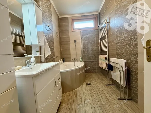 Eladó ház Jászberény 124 nm