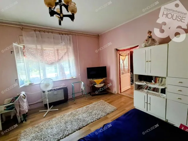 Eladó ház Izsák 78 nm