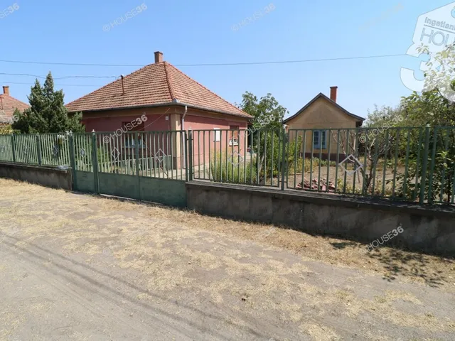 Eladó ház Kiskőrös 70 nm