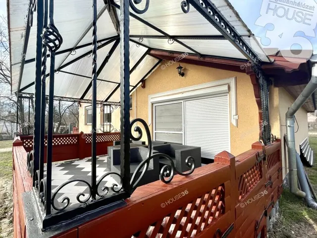 Kiadó ház Kecskemét, Kadafalva 150 nm