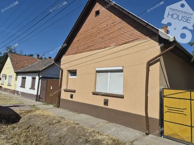 Eladó ház Lajosmizse 75 nm