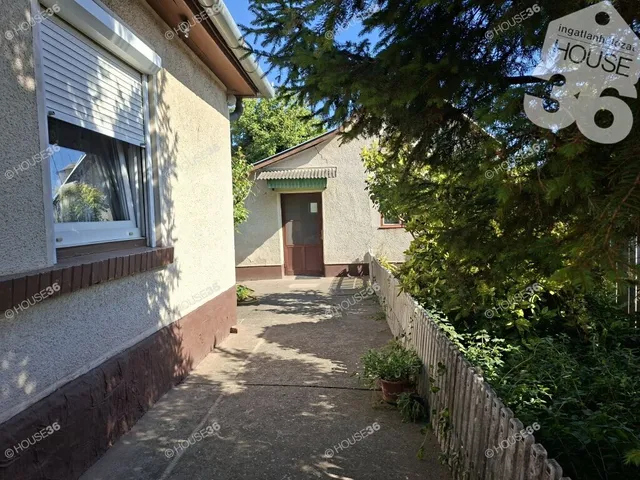 Eladó ház Kiskunfélegyháza, Erdélyváros 83 nm