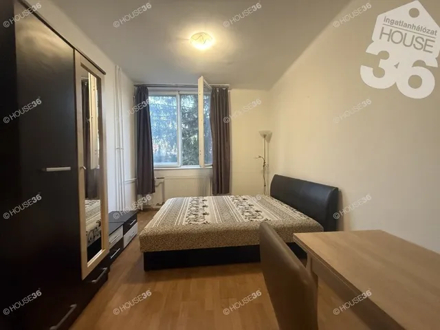 Eladó lakás Kecskemét, Belváros 18 nm