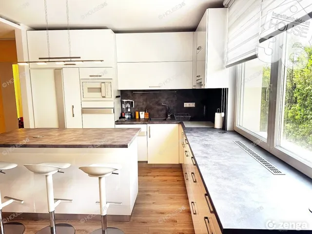 Eladó lakás Kecskemét 105 nm