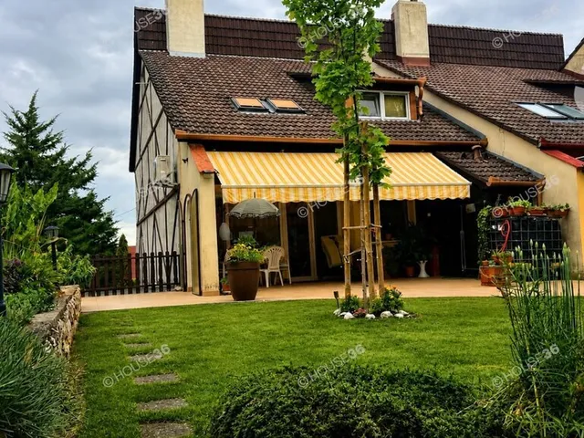 Eladó ház Szekszárd 224 nm