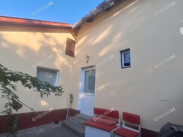 Eladó ház Kiskunfélegyháza 64 nm