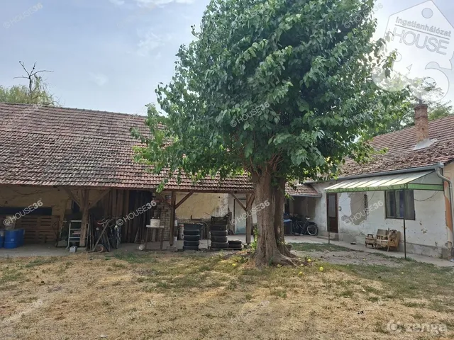 Eladó ház Pusztaszer 78 nm