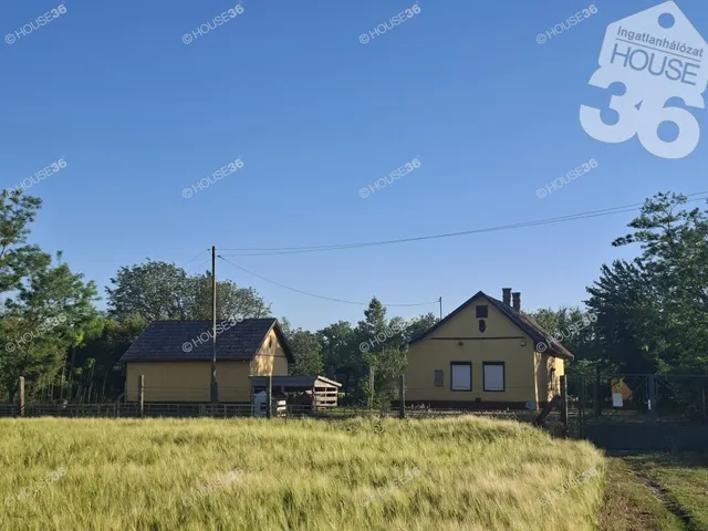 Eladó mezőgazdasági ingatlan Tiszaalpár 71 nm