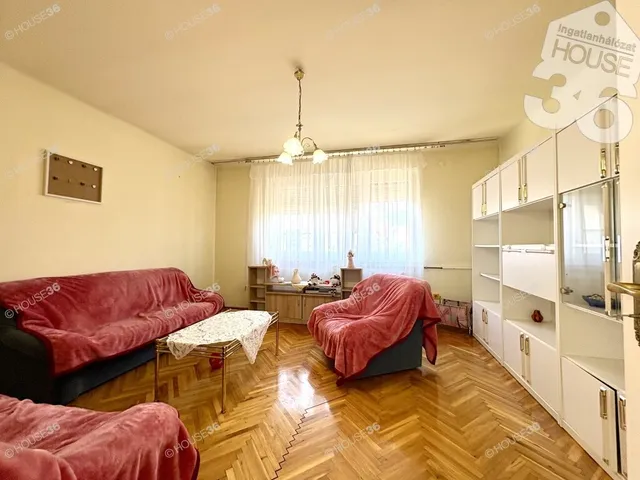 Eladó ház Kecskemét, Petőfiváros 100 nm