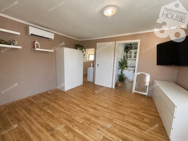 Eladó ház Kecskemét 30 nm