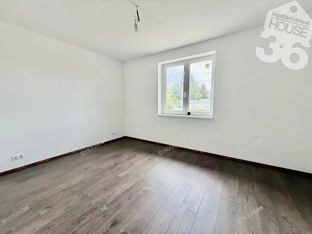 Eladó ház Nagykáta 136 nm